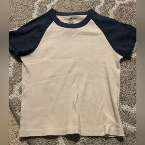 Brandy Melville t shirt